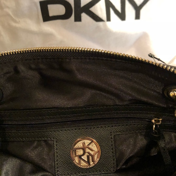 NWT  DKNY Soft Leather Bag - Picture 6 of 8